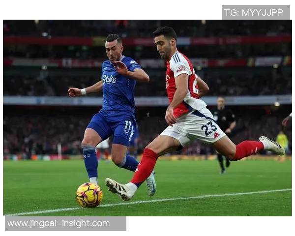 中超焦点战巴黎圣日耳曼与热刺激战成平局红牌事件引发全场热议