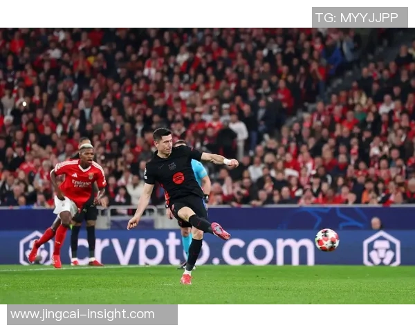 巴萨友谊赛大胜本菲卡乌龙球引发全场狂欢与十大精彩进球回顾